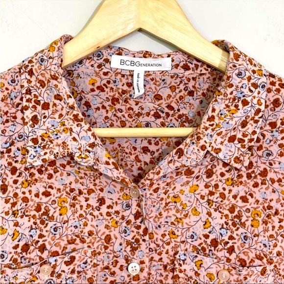 💗BCBG Floral Pink Long Sleeve Button Business Casual Blouse Top Size Large L💗 - Picture 2 of 10